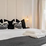 Vivi Homes - La Brisa דירה *