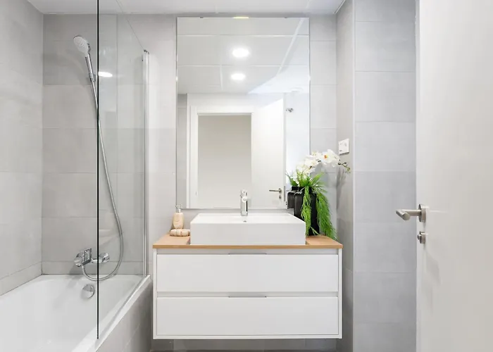 Vivi Homes - La Brisa Apartman